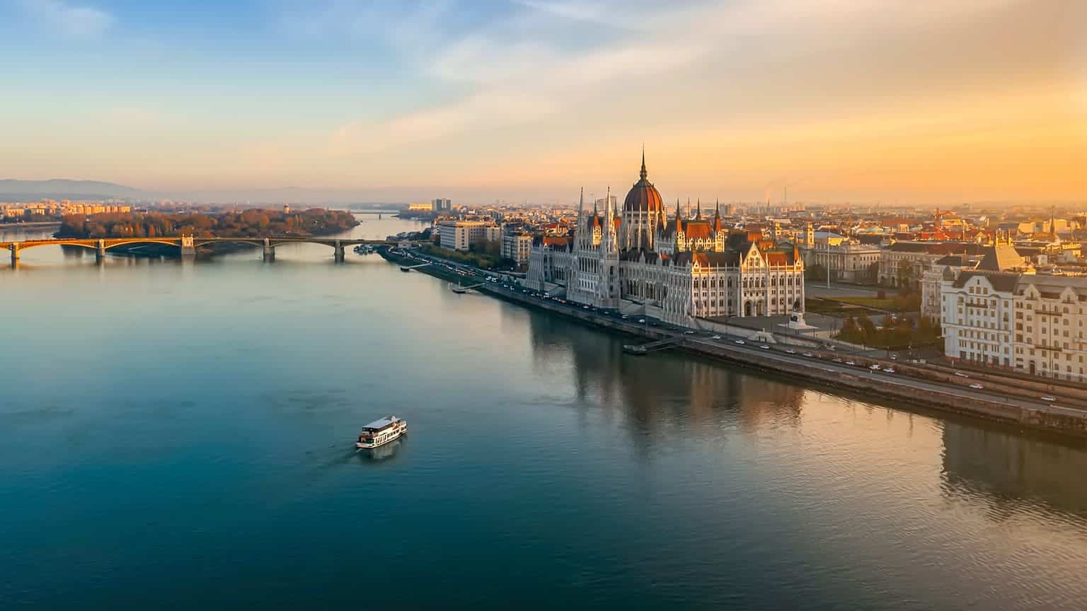 Hungary Guest Investor Residence Permit